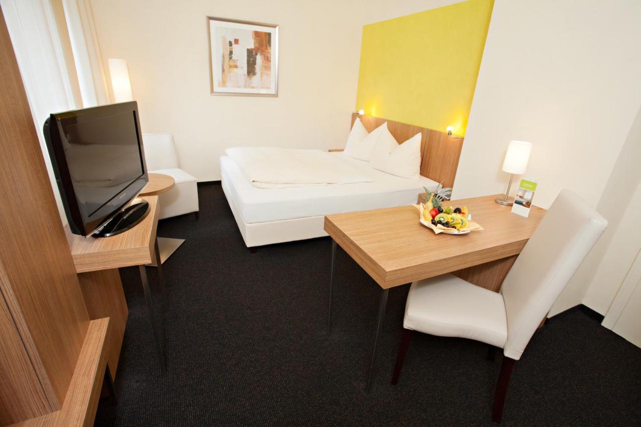 Hotel Vorfelder Walldorf  Eksteriør billede